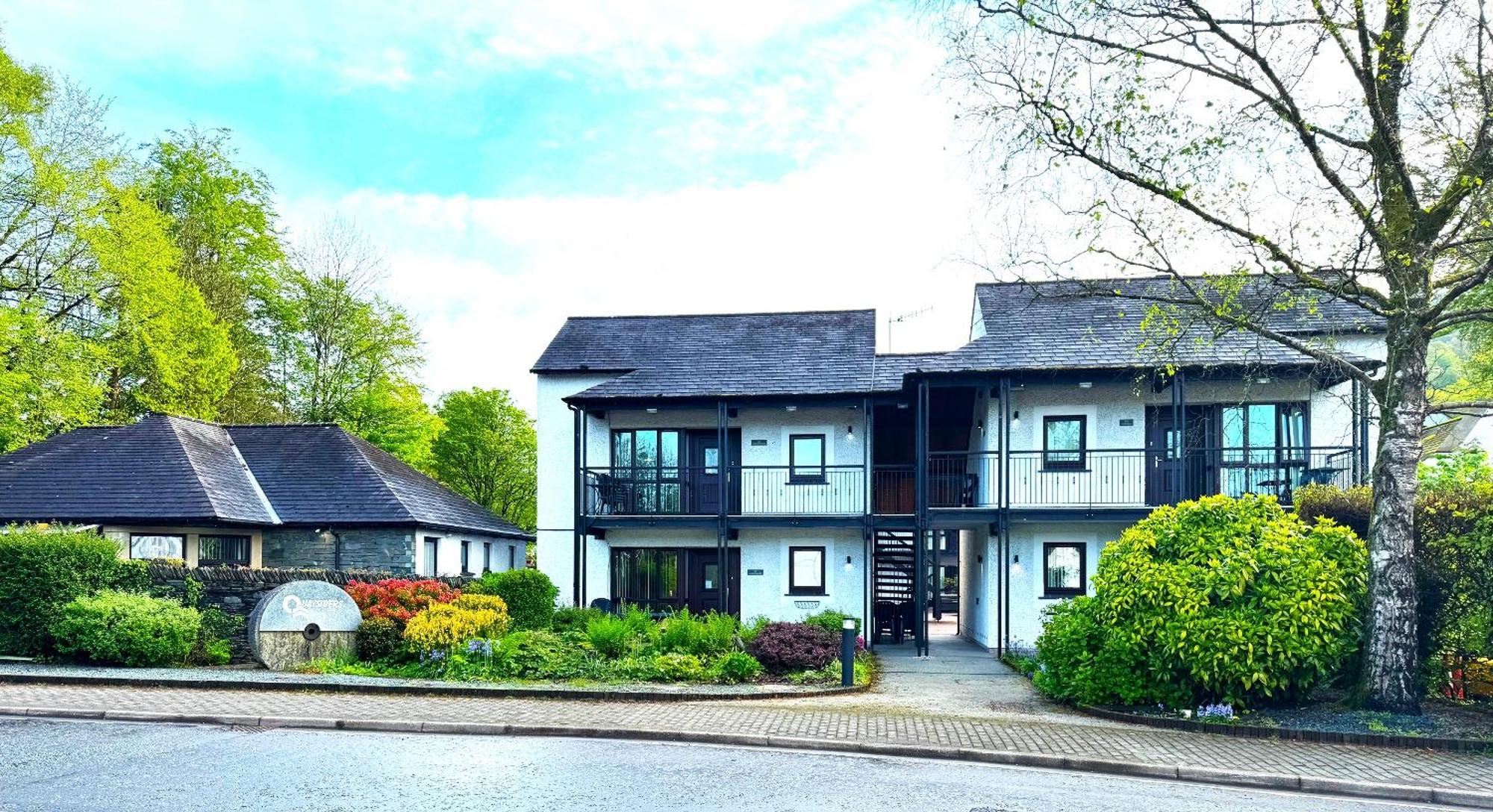Quaysiders Club Aparthotel Ambleside Exterior photo